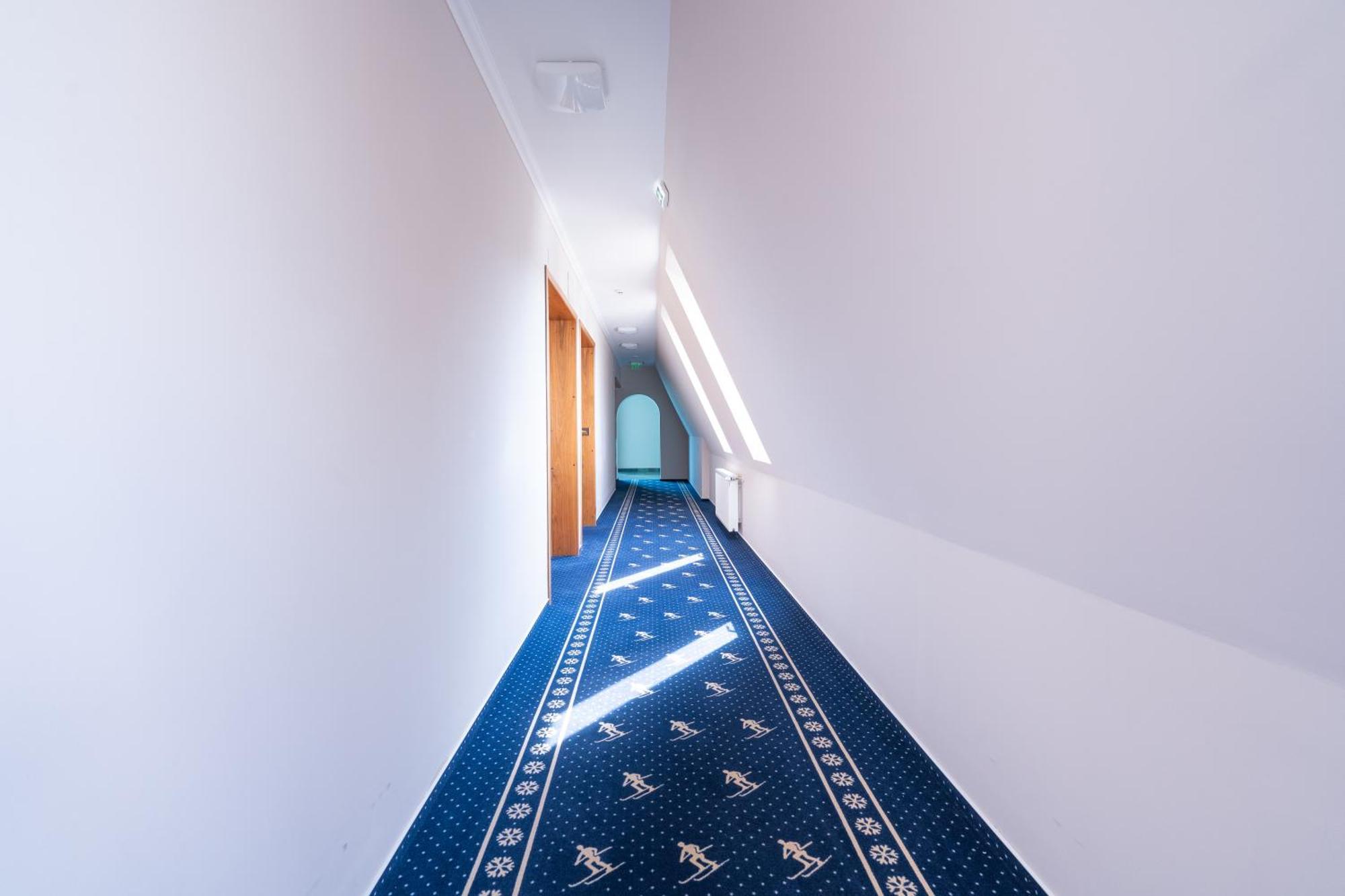 Hotel Ski&Sky プレデアル エクステリア 写真